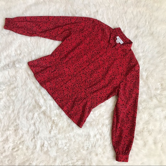 Vintage 1980s Impressions of California Red and Black Floral Blouse - Picture 6 of 15